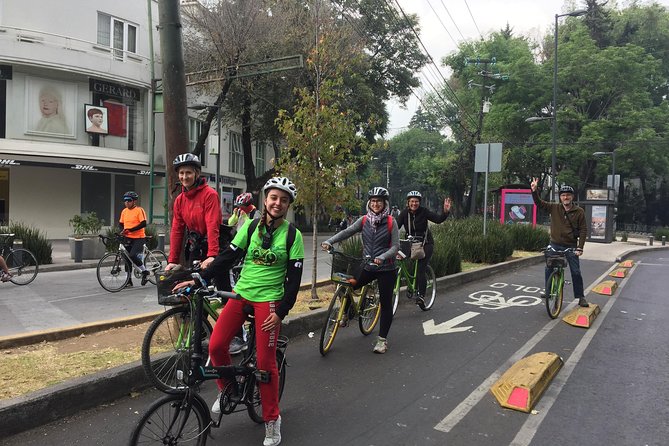 MEXICO CITY FOOD TOUR: flavors on two wheels - Sweet and savory tamales in Colonia Juarez