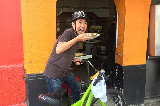 MEXICO CITY FOOD TOUR: flavors on two wheels - Starting in San Miguel Chapultepec
