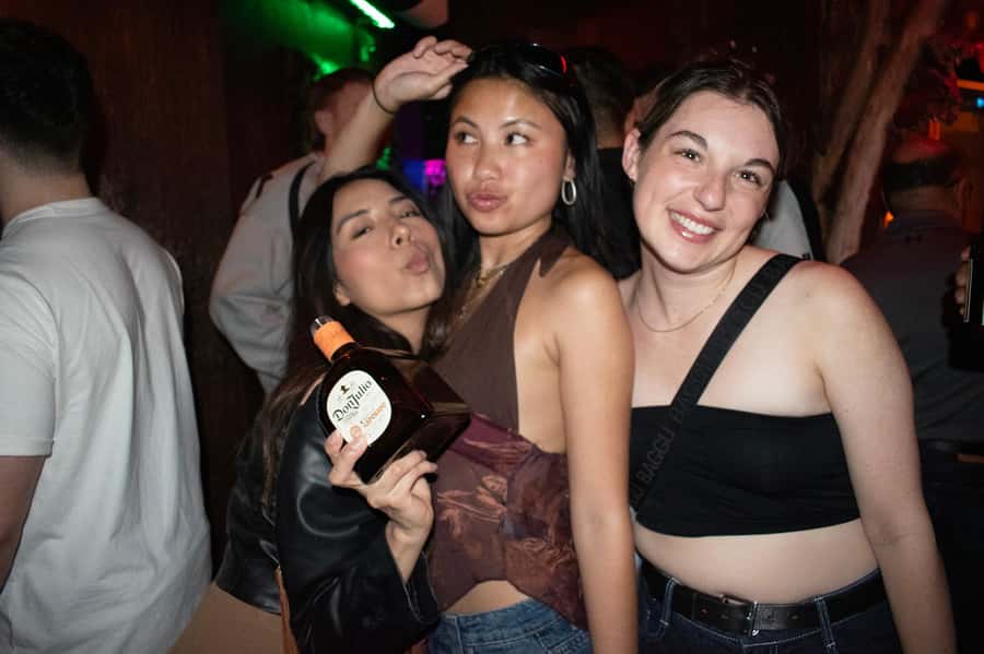 Mexico City: Guided Pub Crawl with Party Games - How to Make the Night Better