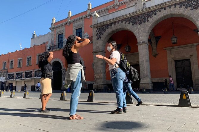 Mexico City: Hidden Markets, Street Food & Salsa-Making Tour - Why this market tour feels different