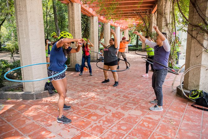 Mexico City Highlights E-Bike Tour With Foodie Stops - Chapultepec Forest: trees, monuments, and old Mexico