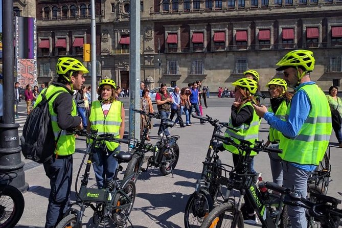Mexico City Highlights E-Bike Tour With Foodie Stops - Mercado de San Juan: a short stop with strong flavors