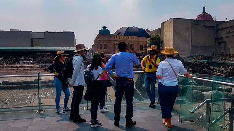 Mexico City: Historic Downtown Walking Tour - Inside the Metropolitan Cathedral