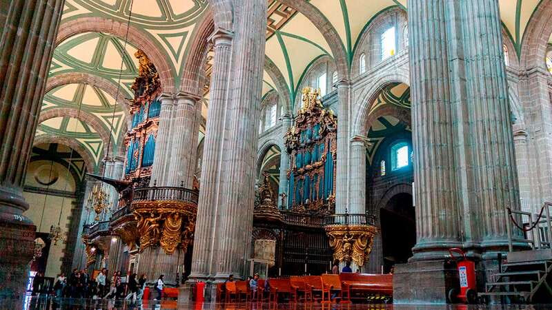Mexico City: Historic Downtown Walking Tour - The Zocalo as Mexico’s living center