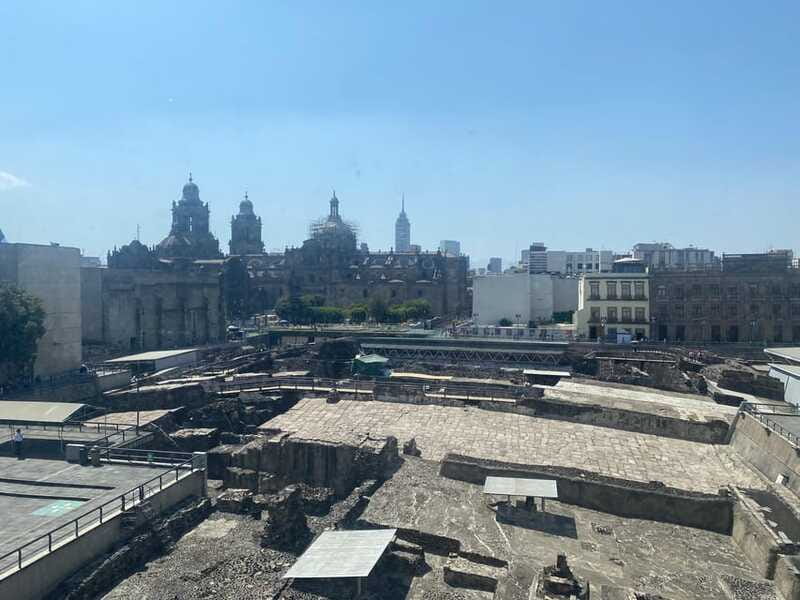 Mexico City: Historical walking tour of Tenochtitlan - A final pass by Palacio de Bellas Artes