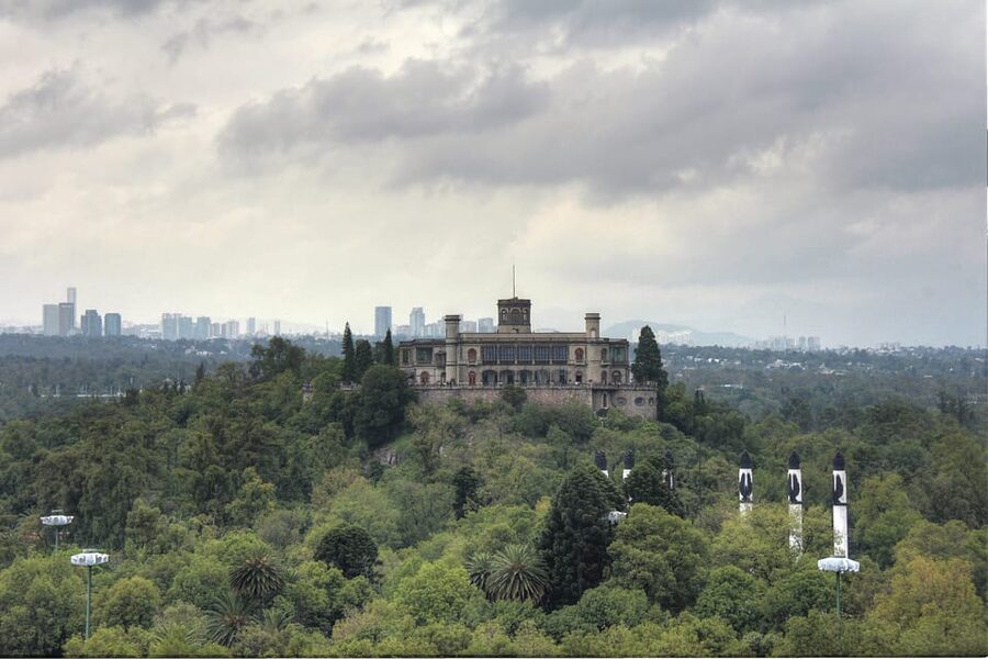 Mexico City: Hop-on Hop-off City Tour by Turibus 2-Day Pass - Polanco for museums, shopping, and polished city life