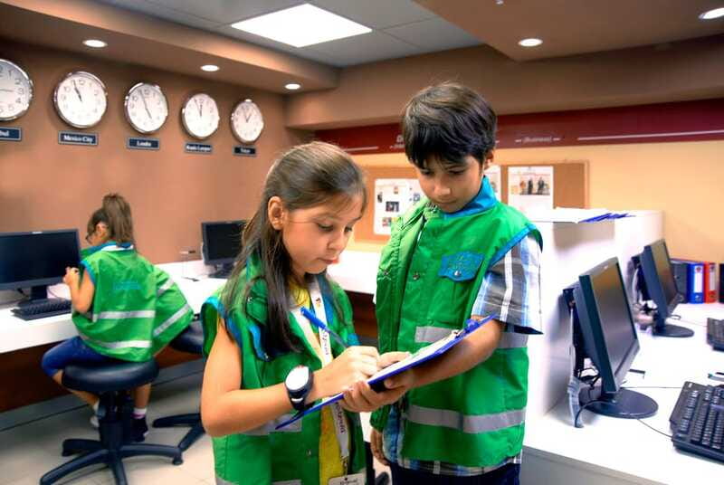 Mexico City: KidZania Santa Fe Entrance Ticket - Crowds, lines, and realistic expectations