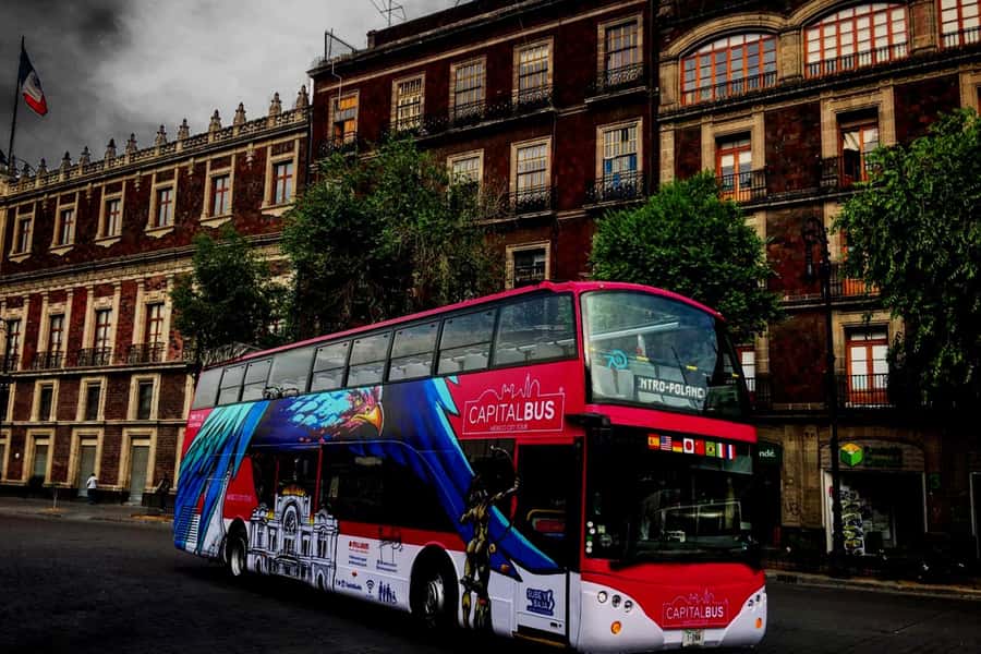 Mexico City: Night Bus Tour - Starting at the Zócalo after dark