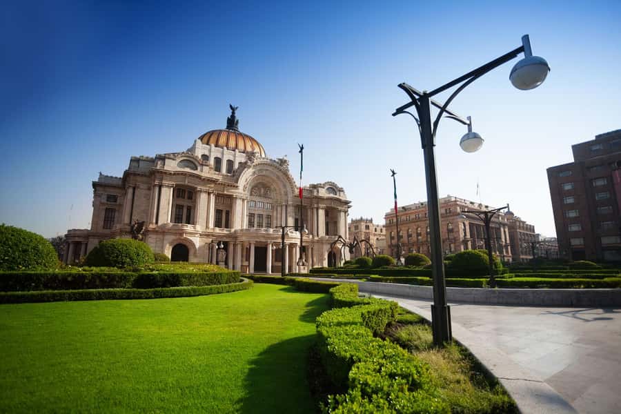 Mexico City: Night Bus Tour - What the double-decker seating means