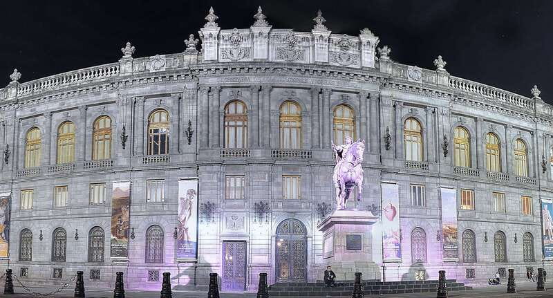 Mexico City: Night City Tour in a Double Decker Bus - What to wear and how to make the ride easier