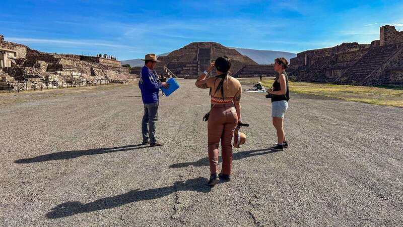 Mexico City: Private Teotihuacan Archeological Tour - Why an early start changes Teotihuacan