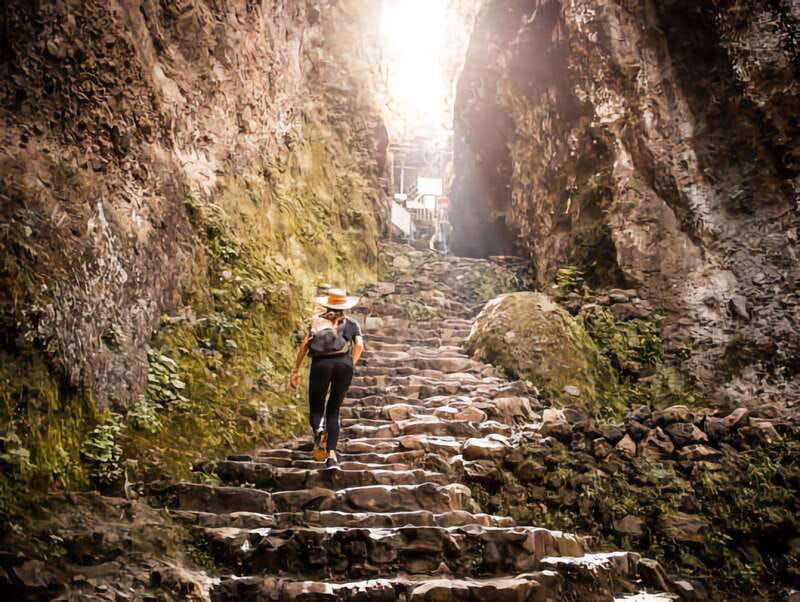 Mexico City Private Tepoztlán Tour: Explore Ancient Ruins - Tepoztlán Main Plaza: start with the town’s everyday rhythm