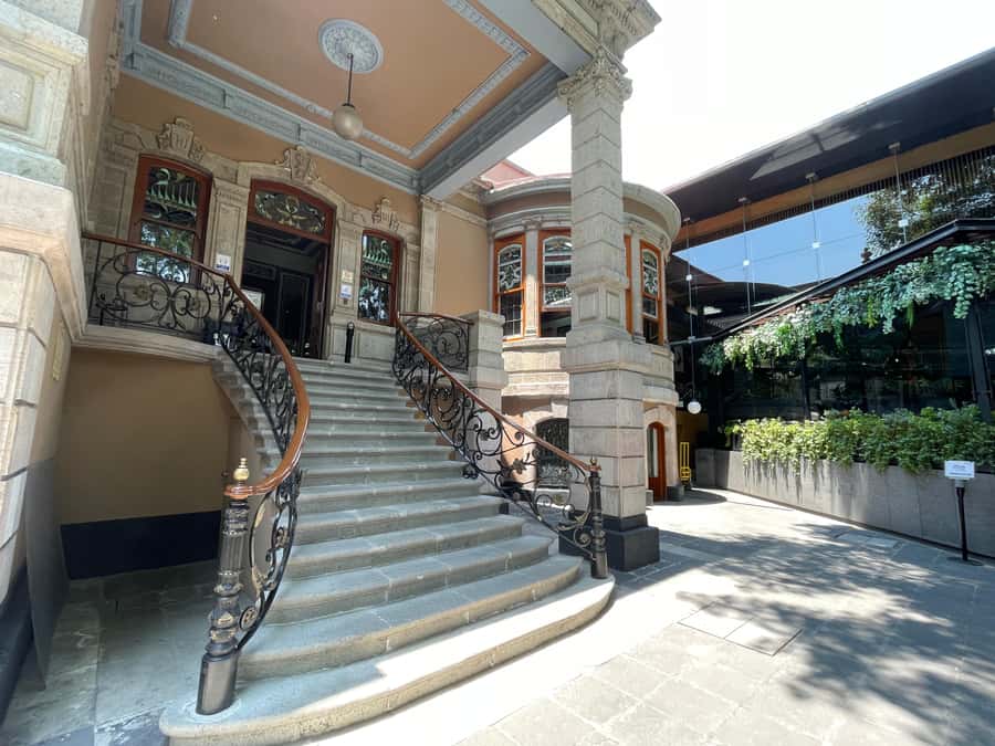 Mexico City: Roma and Condesa Guided Walking Tour - Understanding the 1985 earthquake and the neighborhoods today