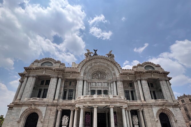 Mexico city's private tour in downtown (with transport) - The Zócalo: flags, models, and the center of public life