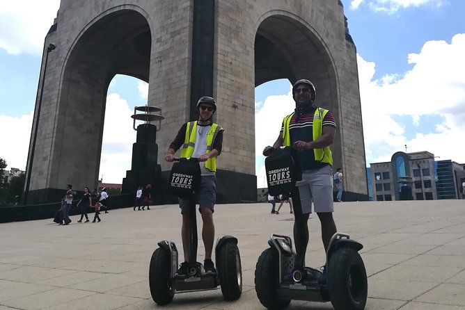 Mexico City Segway Tour: Reforma Avenue - The Monument to the Revolution closes the loop