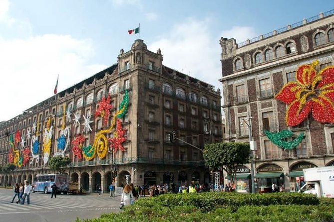 Mexico City special! - Chapultepec Castle and the hilltop pause
