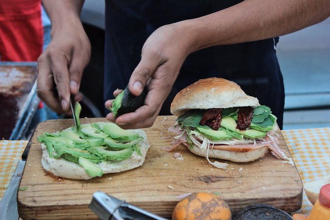 Mexico City Street Food: A Beginner's Guide - Timing, Group Size, and Practical Comfort