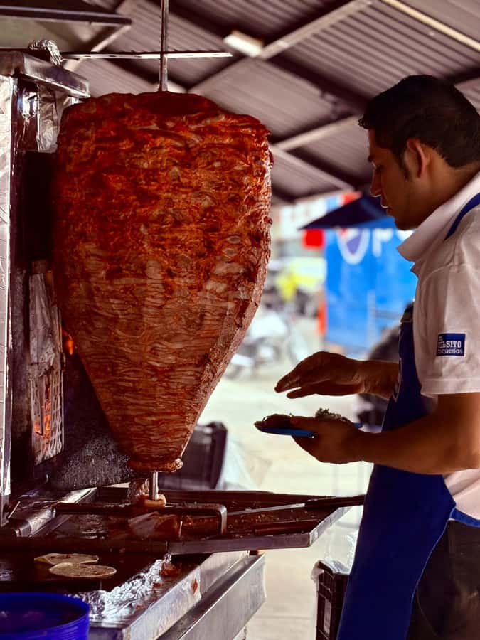 Mexico City: Taco Tour with Michelin Guide Spot & Tastings - Meeting at the Doctor Vertiz Metrobus station