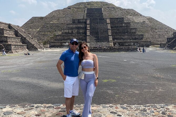 Mexico City : Teotihuacan Pyramids - Lunch at El Jaguar is a long, flexible stop