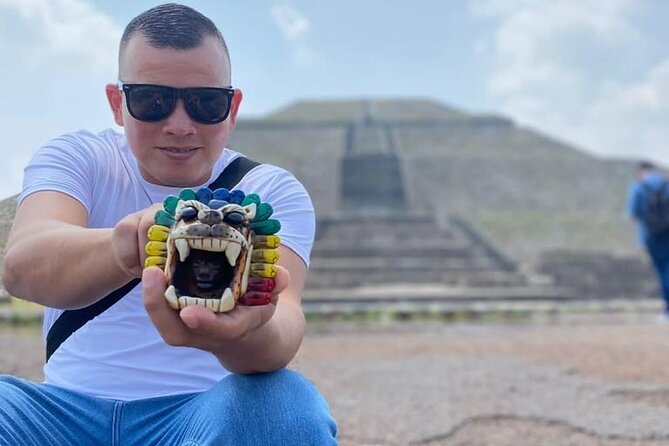 Mexico City : Teotihuacan Pyramids - Pickup makes a complicated day easier
