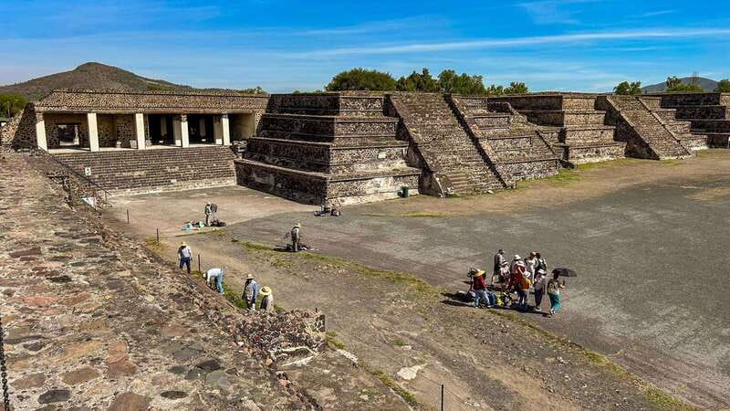 Mexico City: Teotihuacan Pyramids Early Access Guided Tour - Lunch after the ruins