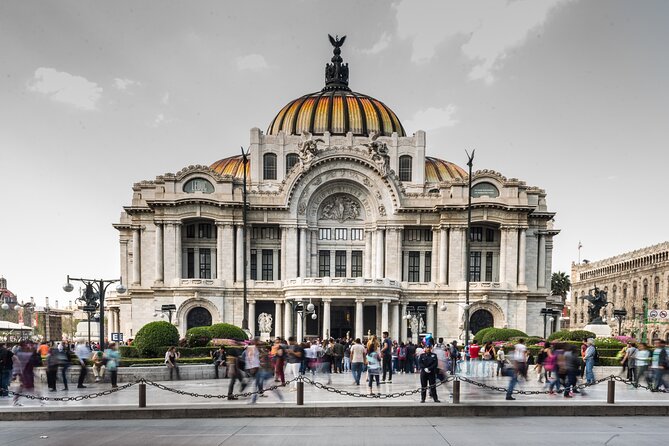 Mexico City Tour Bilingual Tour - Metropolitan Cathedral and the colonial core
