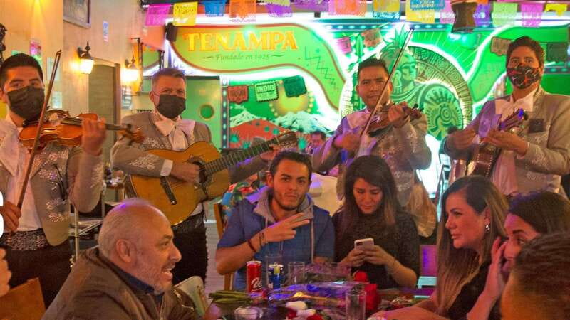 Mexico City: Traditional Mexican Bars of the Historic Center - Why a cantina tour makes sense in Mexico City