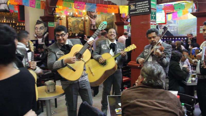 Mexico City: Traditional Mexican Bars of the Historic Center - Language, age, and comfort considerations