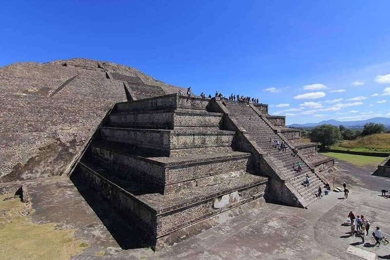 Mexico City: Trip to Teotihuacan Pyramids & Guadalupe Shrine - Mexican food and the arts-and-crafts stop