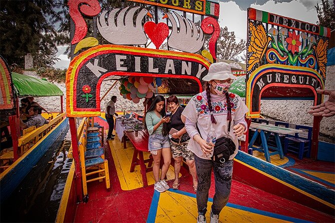 Mexico City: Xochimilco, Coyoacán and University City Tour - Coyoacán: choose Frida Kahlo or the old town