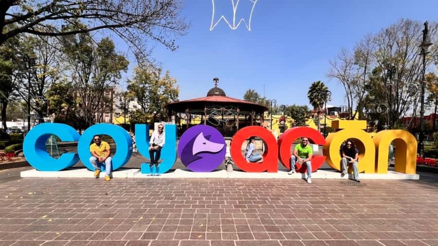 Music and Tequila in Xochimilco visits Coyoacán and CU - What this six-hour Mexico City outing tries to cover