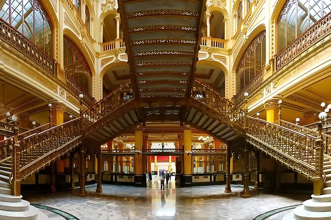 Must-see Buildings & Palaces of Mexico City - Bank of Mexico Museum and the story of the peso