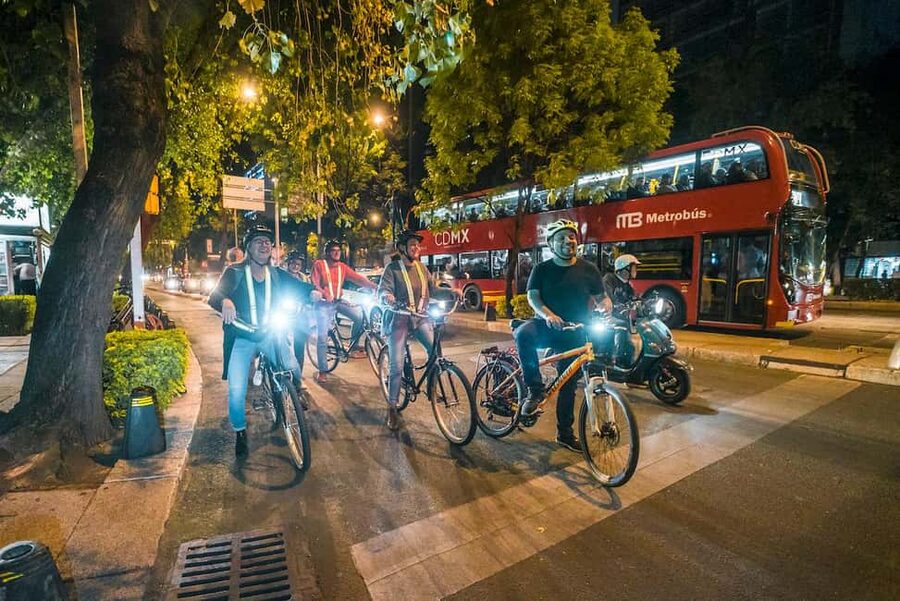 Night Street Food Bike Tour Mexico City - Pedaling through Condesa and Roma