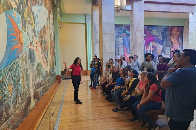 Palace of Fine Arts Mural Tour - Why Bellas Artes works so well as a mural classroom