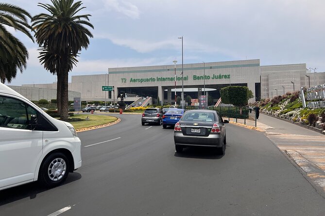Pick-up or Drop-off in Mexico's International Airport - The ride into Mexico City