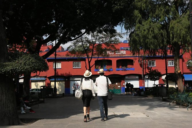 PREMIUM Frida Kahlo Museum and Xochimilco (Small Groups) - Key points at a glance