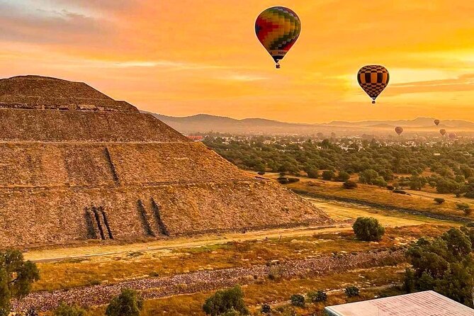 Private Balloon and Teotihuacán Experience - Breakfast after the flight