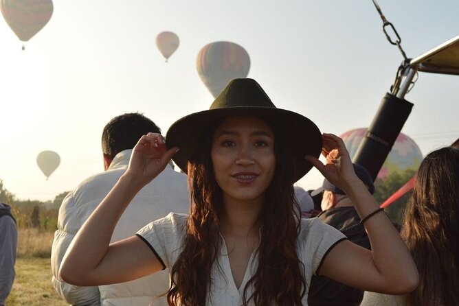 Private Balloon Flight over Teotihuacan plus Breakfast and Entry - Walking through Teotihuacán after breakfast