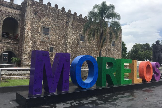 Private Day Tour of Xochicalco Archaeological Site and Cuernavaca - Leaving Mexico City in a private vehicle