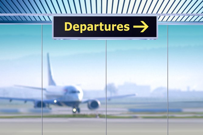 Private Departure Transfer: Hotel to Mexico City Airport - A direct ride through Mexico City to Benito Juárez Airport
