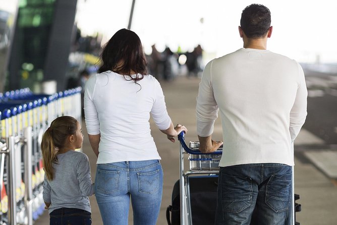 Private Departure Transfer: Hotel to Mexico City Airport - What the pickup should look like