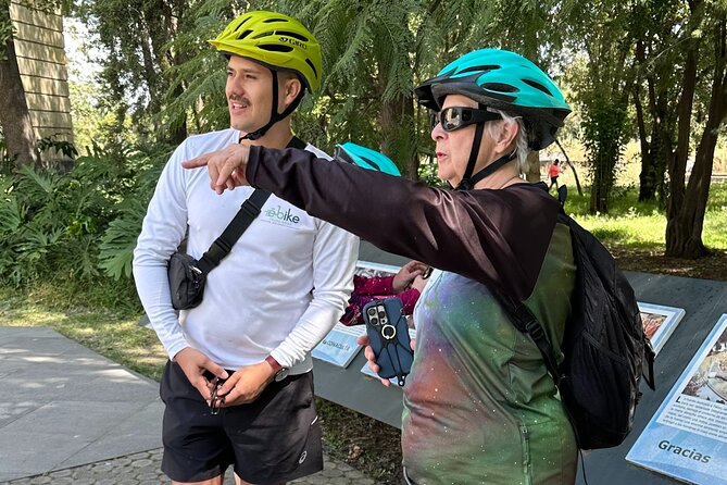 Private Ebike Tour in Chapultepec Forest in CDMX - Altar a la Patria and the ride back to Condesa