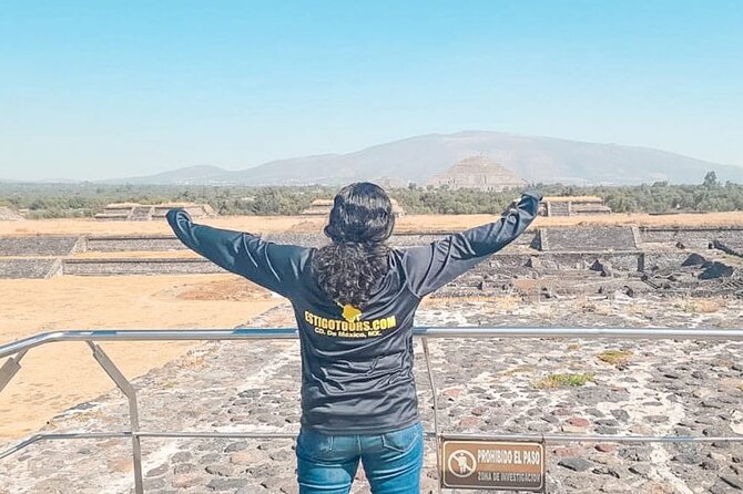 Private from Mexico City: Pyramids of Teotihuacan & Basilica of Guadalupe - Making time for lunch without losing the afternoon