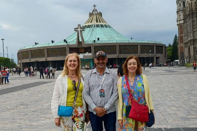 Private full tour to Teotihuacan and Basilica at your own pace - What the private vehicle adds