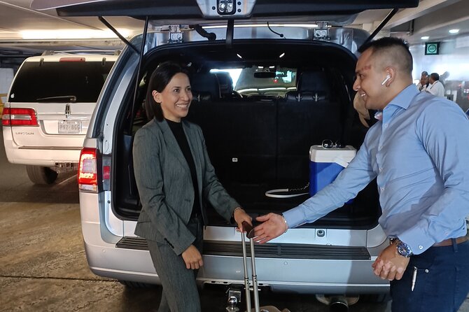 Private pick up Mexico City Airport Transfer to Hotels in Mexico City - What the ride is actually like