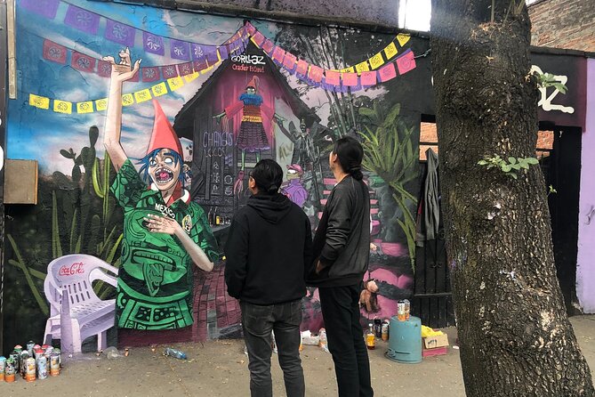 Private Street Art Tour in Rome - A short look at Roma Sur