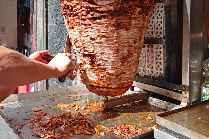 Private Street Food & Mural Art Tour in Mexico City - Three hours of Mexico City street food