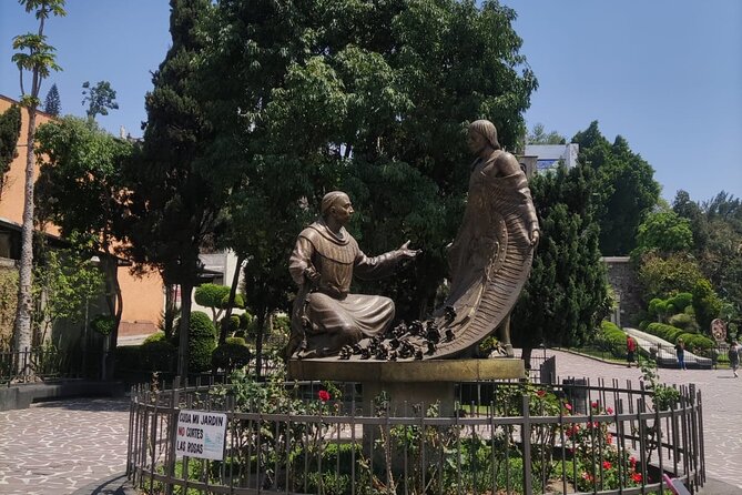 Private Tour Basilica of Guadalupe with Transportation - What the private transport adds