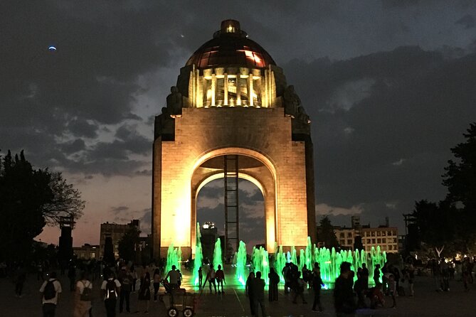 PRIVATE Tour Downtown & Anthropology Museum & Chapultepec Castle - Reforma’s Angel and the road into downtown