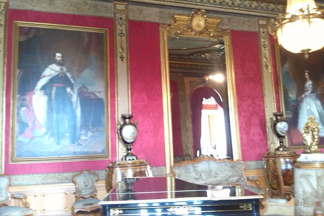 Private Tour Historic Center and Castle of Chapultepec - Reading Mexico City through the Zócalo